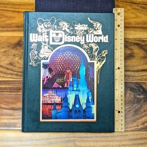 Walt Disney World book Vintage Rare 1986 Edition